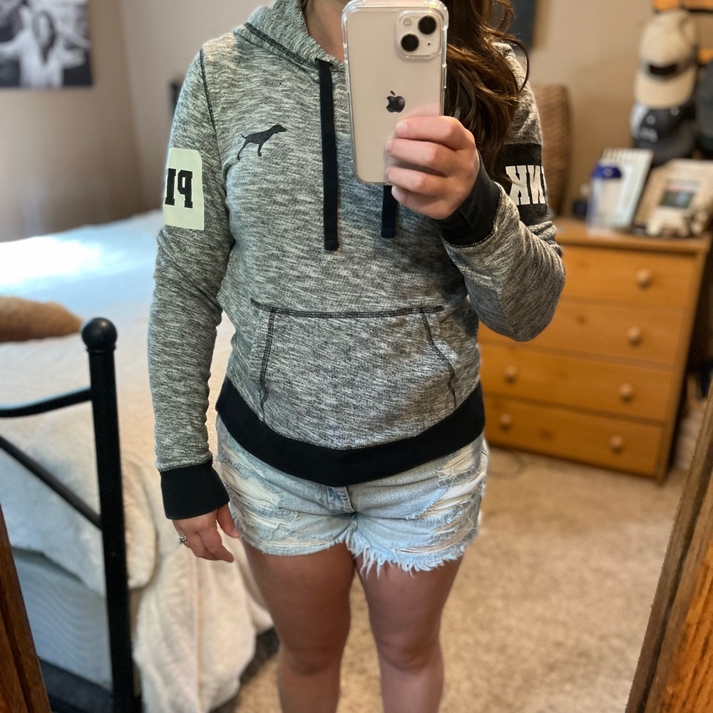 VS PINK sweatshirt
